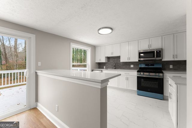 3467 Centerville Lane SW, Snellville, GA 30039