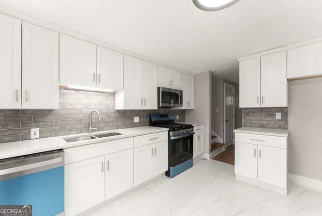 3467 Centerville Lane SW, Snellville, GA 30039