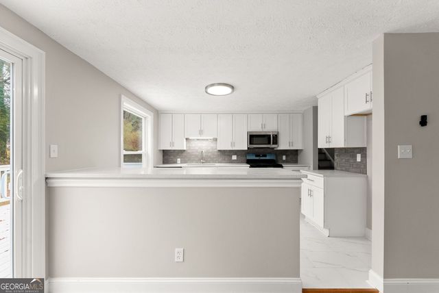 3467 Centerville Lane SW, Snellville, GA 30039