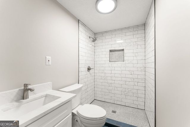 3467 Centerville Lane SW, Snellville, GA 30039