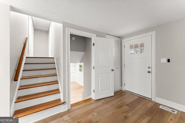 3467 Centerville Lane SW, Snellville, GA 30039