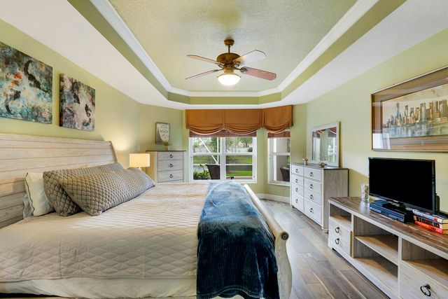 6818 Rienzo Street, Wellington, FL 33467