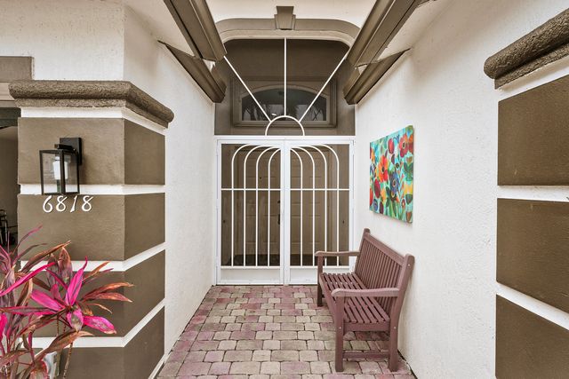 6818 Rienzo Street, Wellington, FL 33467