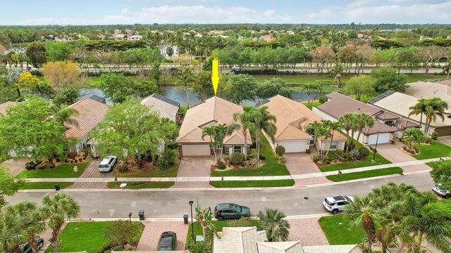 6818 Rienzo Street, Wellington, FL 33467