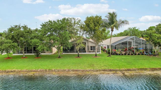 6818 Rienzo Street, Wellington, FL 33467