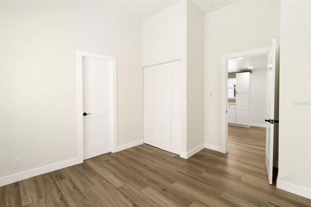 2329 W BEACH STREET, Tampa, FL 33607