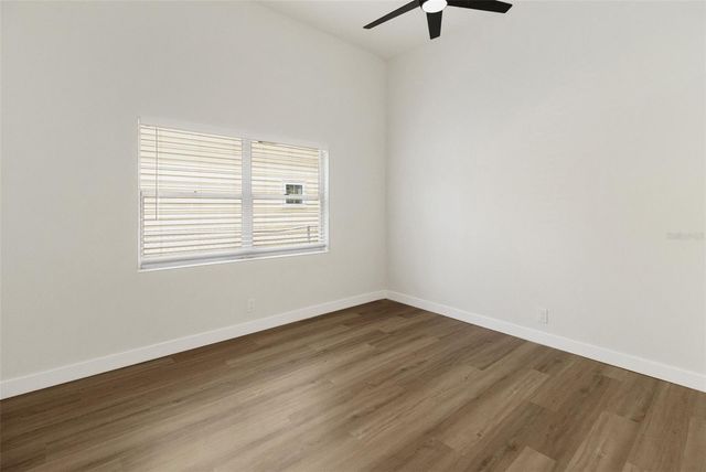 2329 W BEACH STREET, Tampa, FL 33607