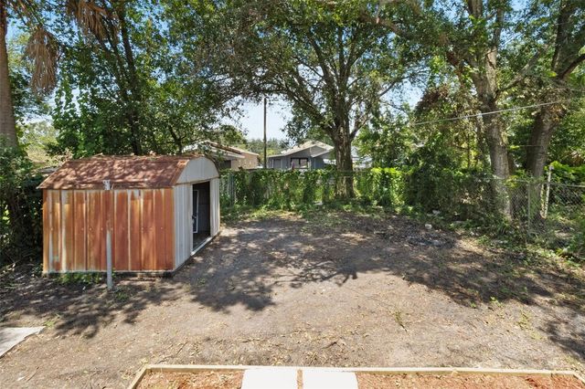2329 W BEACH STREET, Tampa, FL 33607