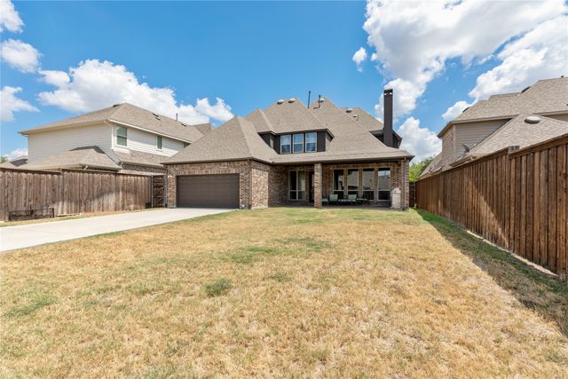 1304 Damsel Caitlyn Drive, Lewisville, TX 75056