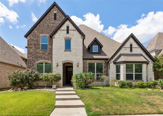1304 Damsel Caitlyn Drive, Lewisville, TX 75056