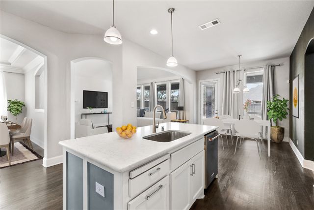 1304 Damsel Caitlyn Drive, Lewisville, TX 75056