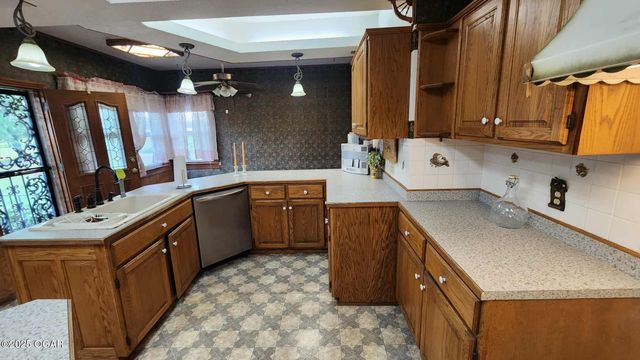 173 Highway 7, Girard, KS 66743