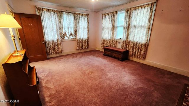 173 Highway 7, Girard, KS 66743