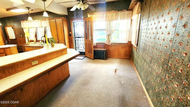 173 Highway 7, Girard, KS 66743