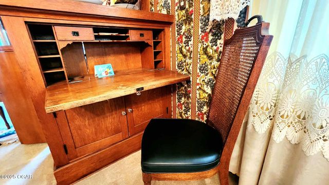 173 Highway 7, Girard, KS 66743