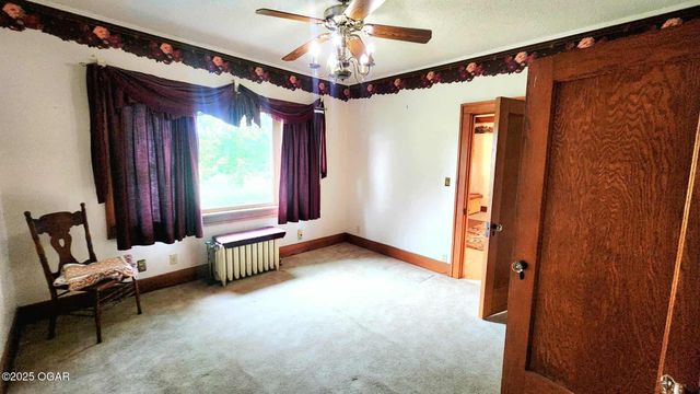 173 Highway 7, Girard, KS 66743