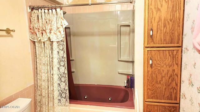 173 Highway 7, Girard, KS 66743