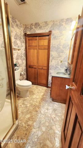 173 Highway 7, Girard, KS 66743