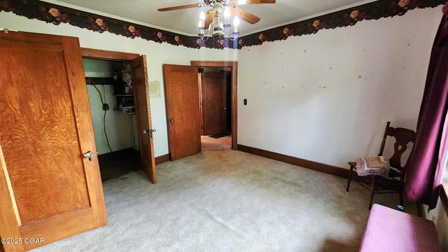 173 Highway 7, Girard, KS 66743