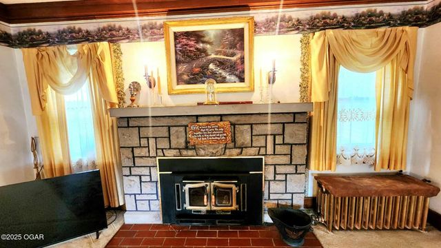 173 Highway 7, Girard, KS 66743