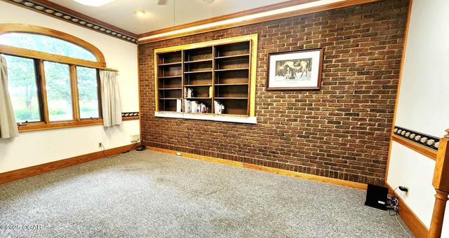 173 Highway 7, Girard, KS 66743