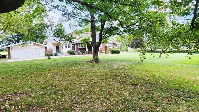 173 Highway 7, Girard, KS 66743