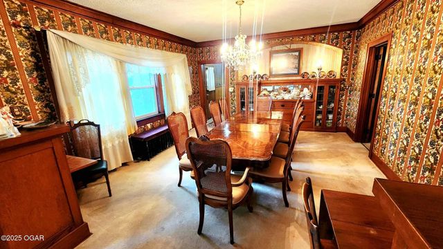 173 Highway 7, Girard, KS 66743