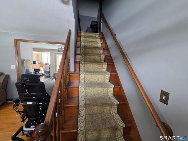 29 Eastgate Lane, Enfield, CT 06082