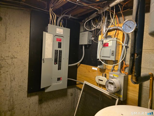 29 Eastgate Lane, Enfield, CT 06082