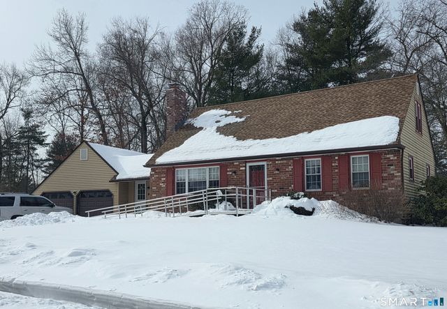 29 Eastgate Lane, Enfield, CT 06082