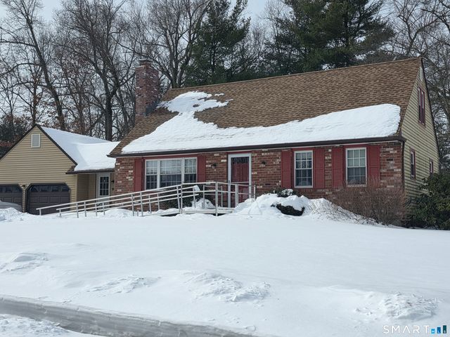 29 Eastgate Lane, Enfield, CT 06082