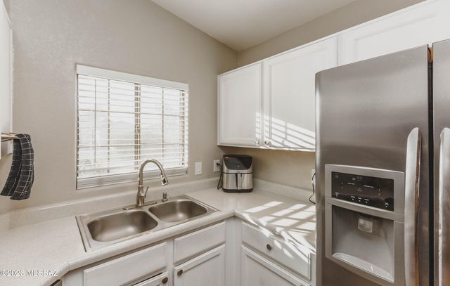 8118 N Kearny Drive, Tucson, AZ 85743