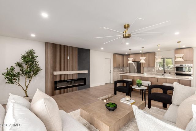 4332 E CALLE REDONDA Street, Phoenix, AZ 85018