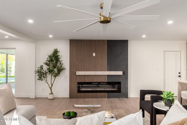 4332 E CALLE REDONDA Street, Phoenix, AZ 85018