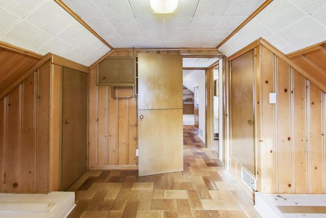 6104 Water STREET, Burlington, WI 53105