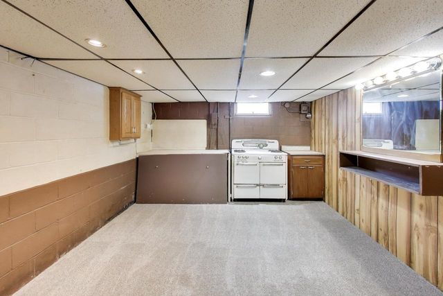 6104 Water STREET, Burlington, WI 53105