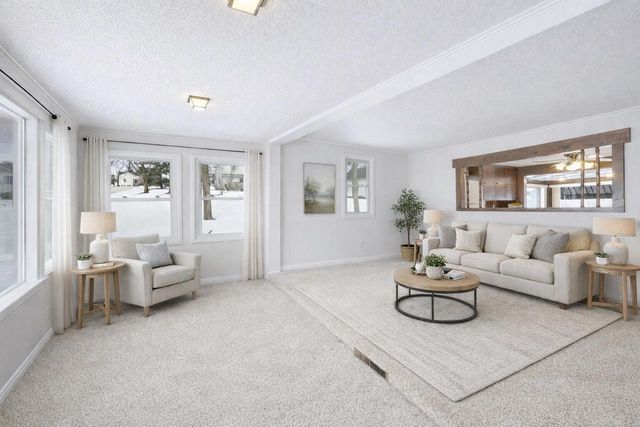 6104 Water STREET, Burlington, WI 53105