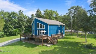 600 Powell Valley Marine Rd, Lafollette, TN 37766