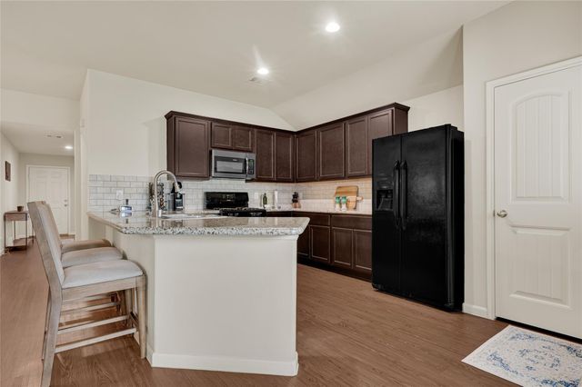 5 Rodeo Bend Drive, Manvel, TX 77578