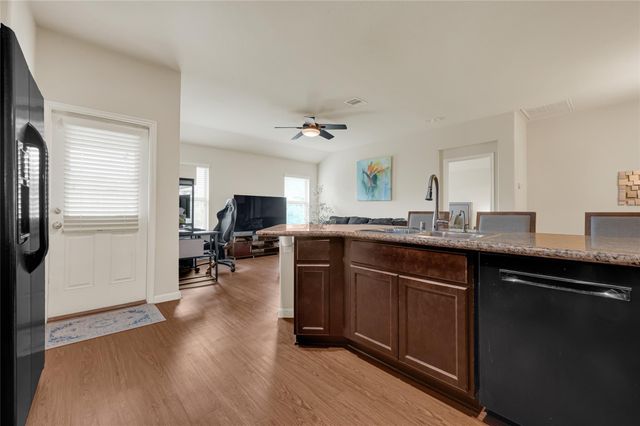 5 Rodeo Bend Drive, Manvel, TX 77578
