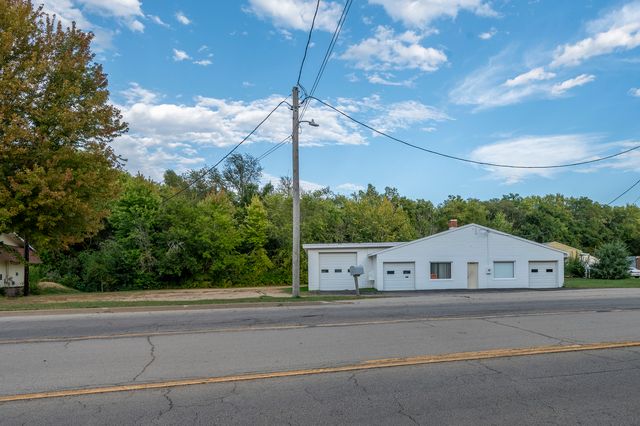 402 E Il Route 64, Mount Morris, IL 61054