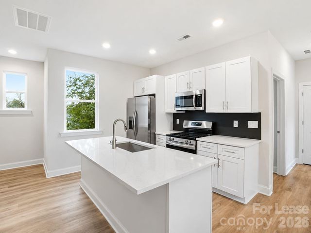 8935 Sharonbrook Drive, Charlotte, NC 28210