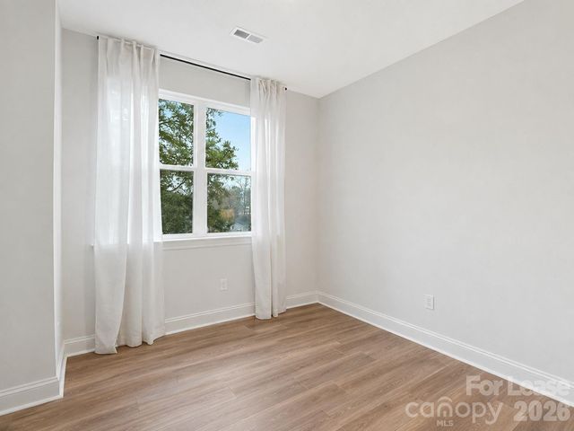 8935 Sharonbrook Drive, Charlotte, NC 28210