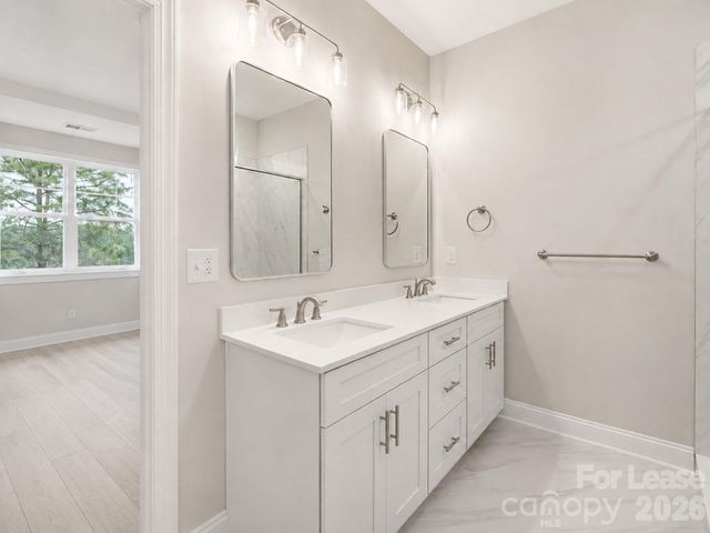 8935 Sharonbrook Drive, Charlotte, NC 28210