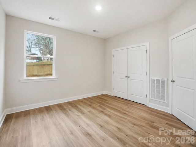 8935 Sharonbrook Drive, Charlotte, NC 28210