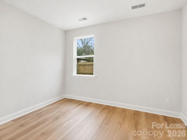 8935 Sharonbrook Drive, Charlotte, NC 28210