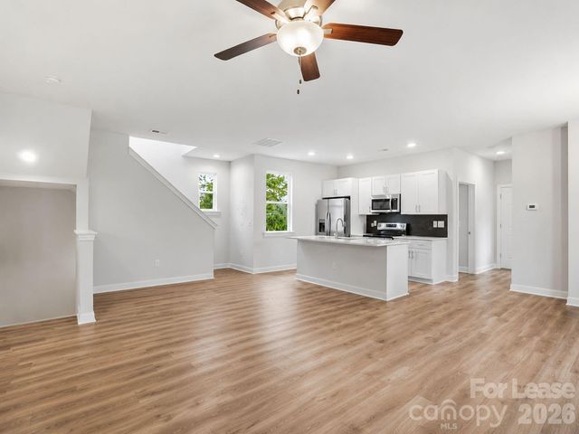 8935 Sharonbrook Drive, Charlotte, NC 28210