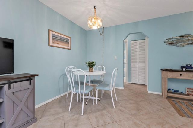 25068 HARBORVIEW ROAD 2A, Punta Gorda, FL 33980