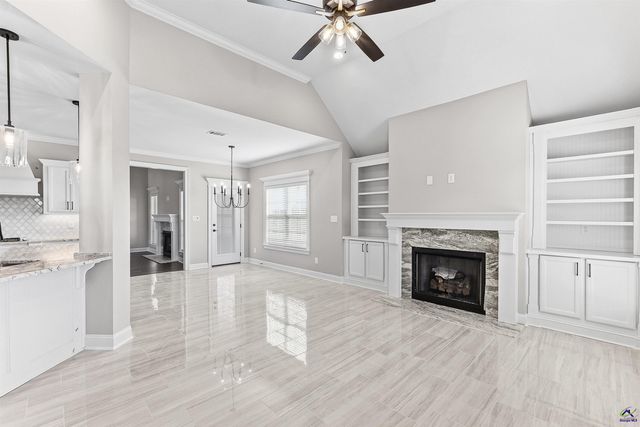 108 Pridgen Pass, Perry, GA 31069