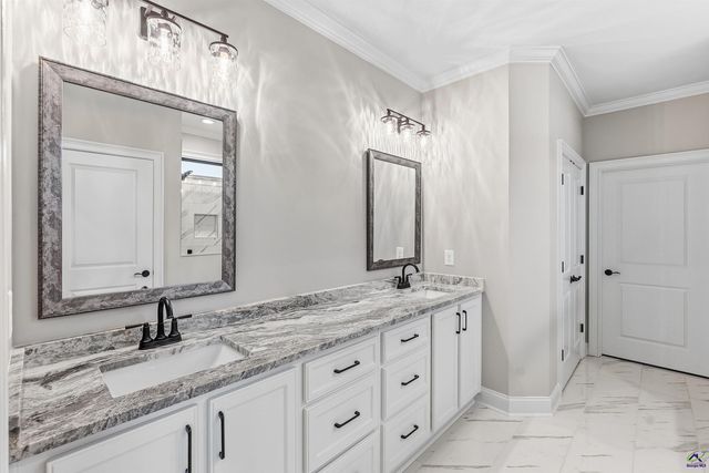 108 Pridgen Pass, Perry, GA 31069